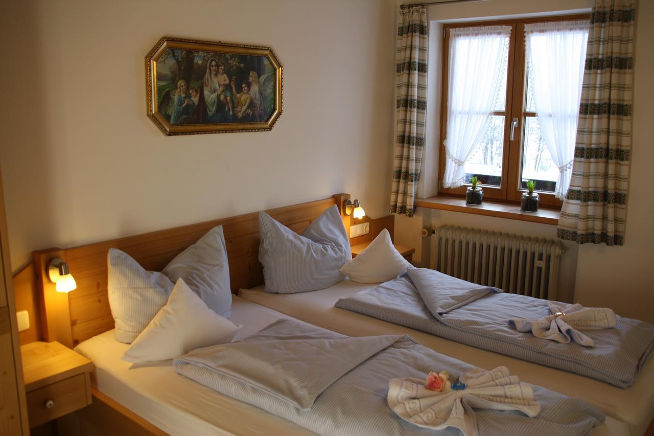 Pension Schusterpeter Bad Tolz Exterior photo